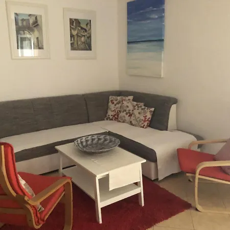 Apartment F&m